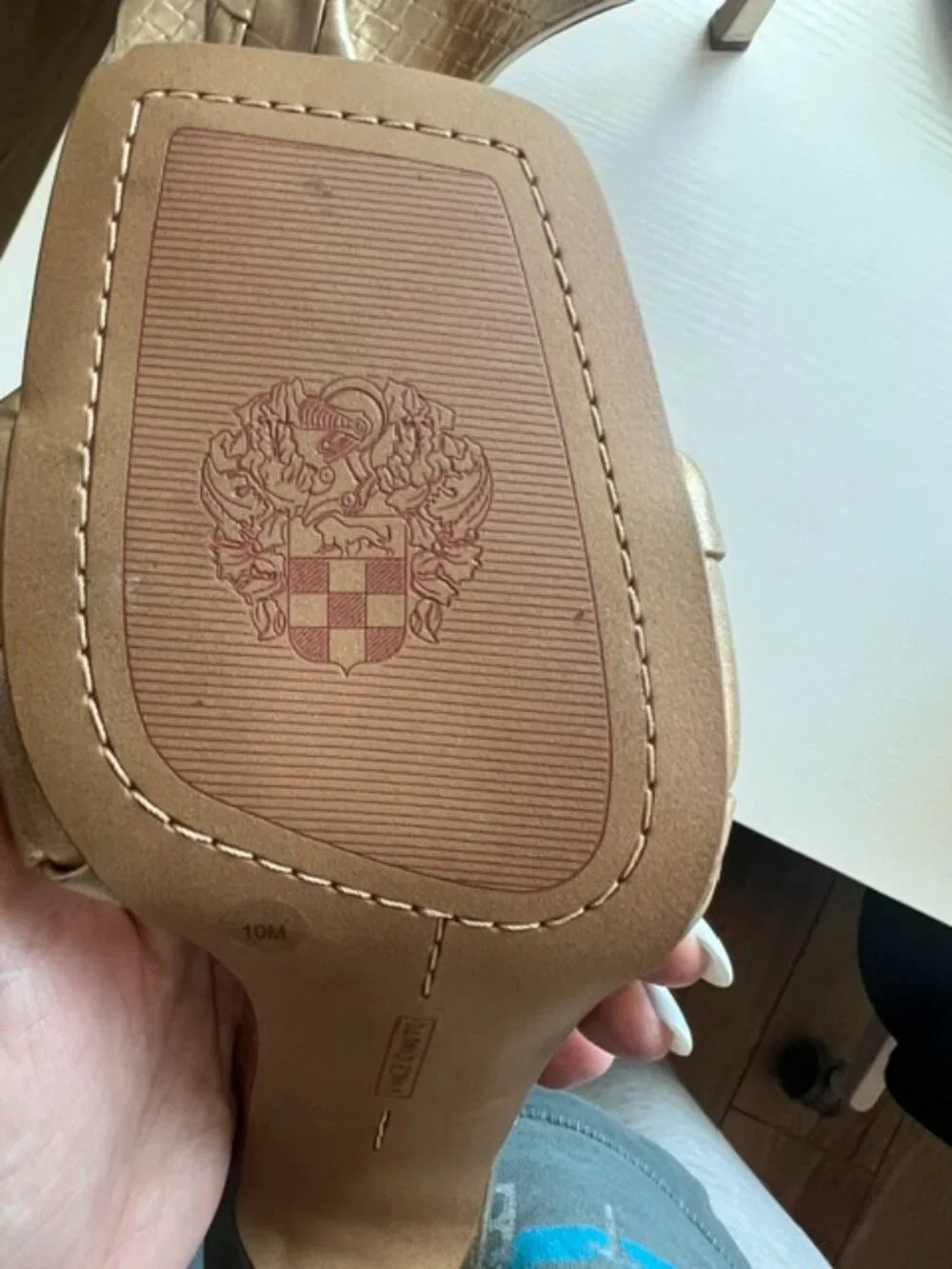 Vince Camuto vince camuto