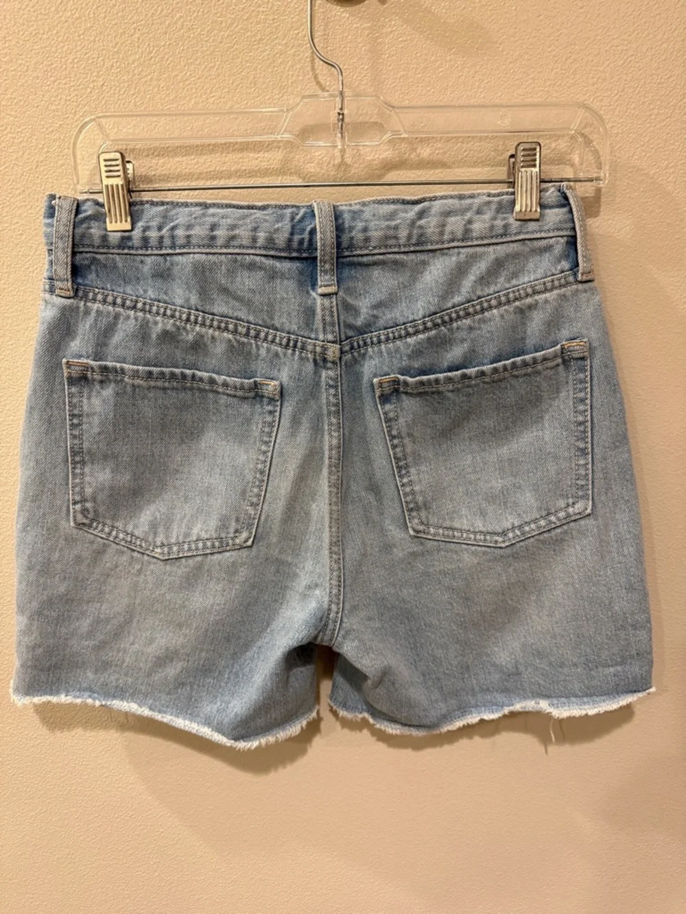 Old Navy style pocket