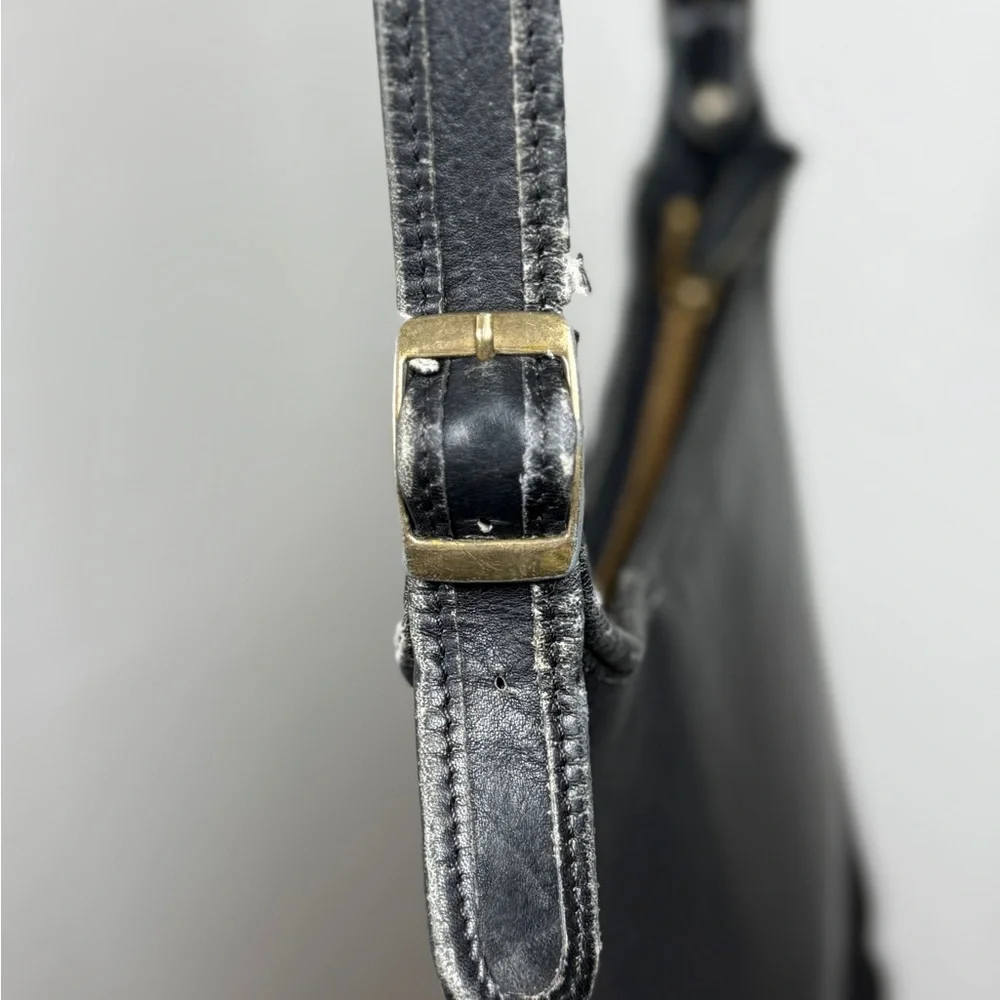 Vintage Gaucho Black Genuine Leather Adjustible Straps Crossbody Bag