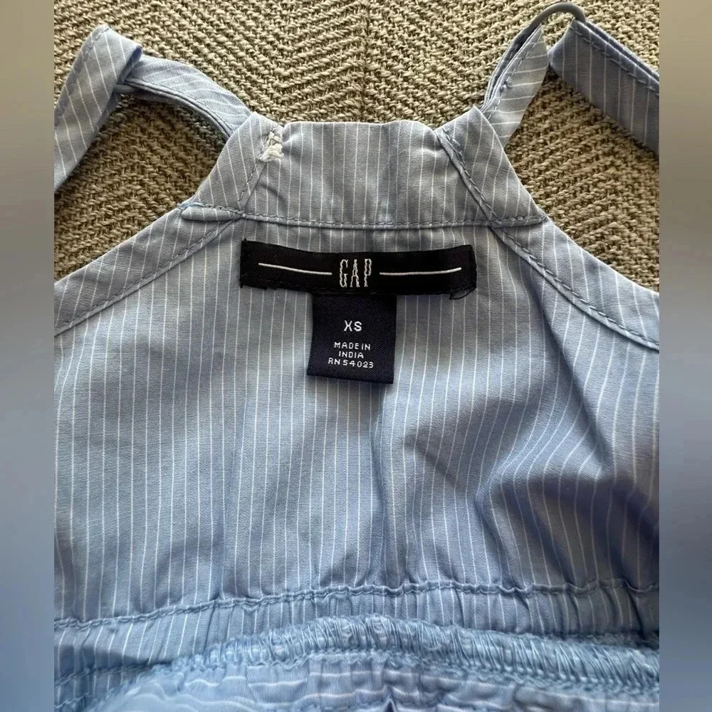 GAP lightweight adorable
