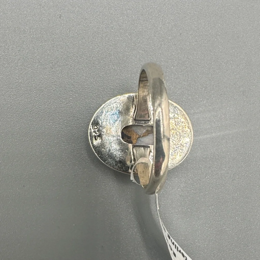 925 Sterling Silver stone has