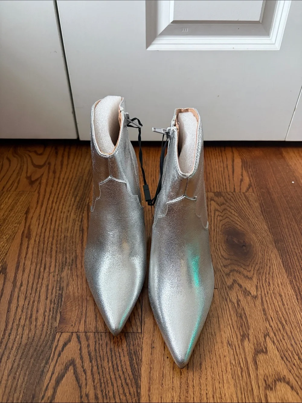 Express sleek metallic