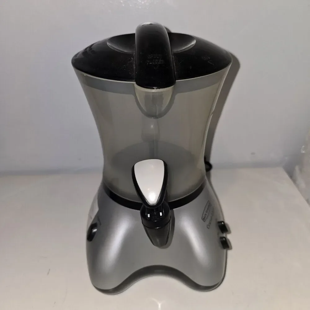 Cocoa Latte Drink Maker Back to Basics CM300BR Silver