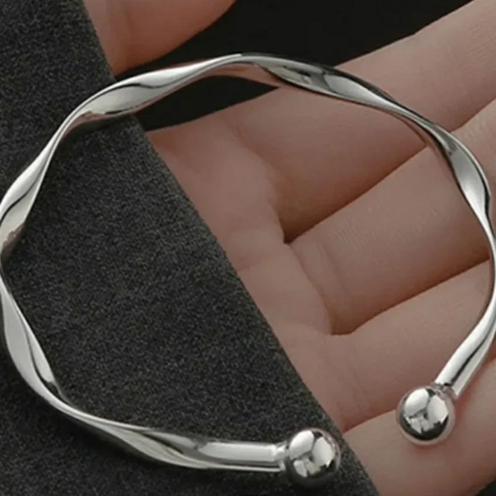 NEW Silver Twisted Bangle Cuff Bracelet