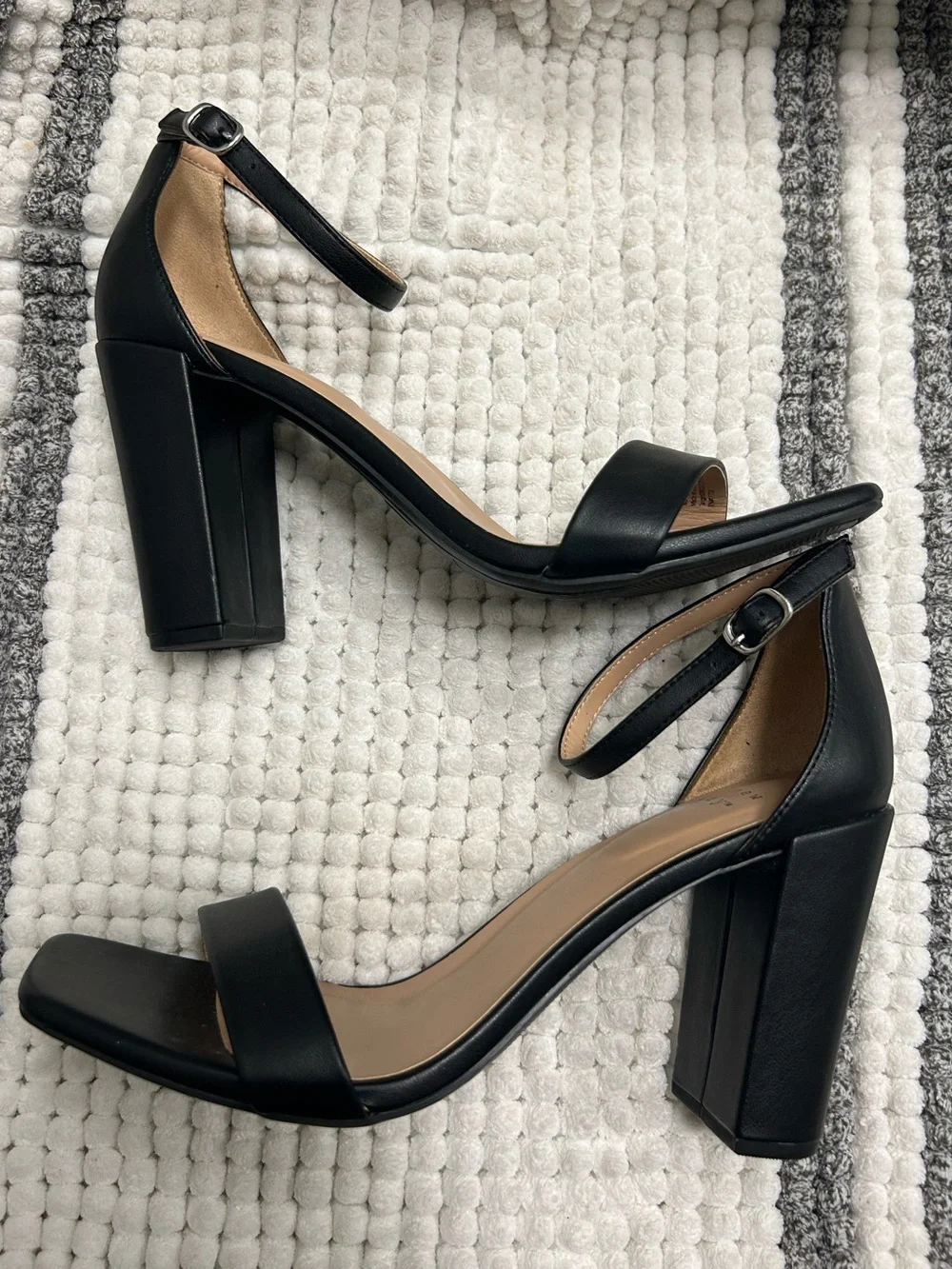 a new day sleek black