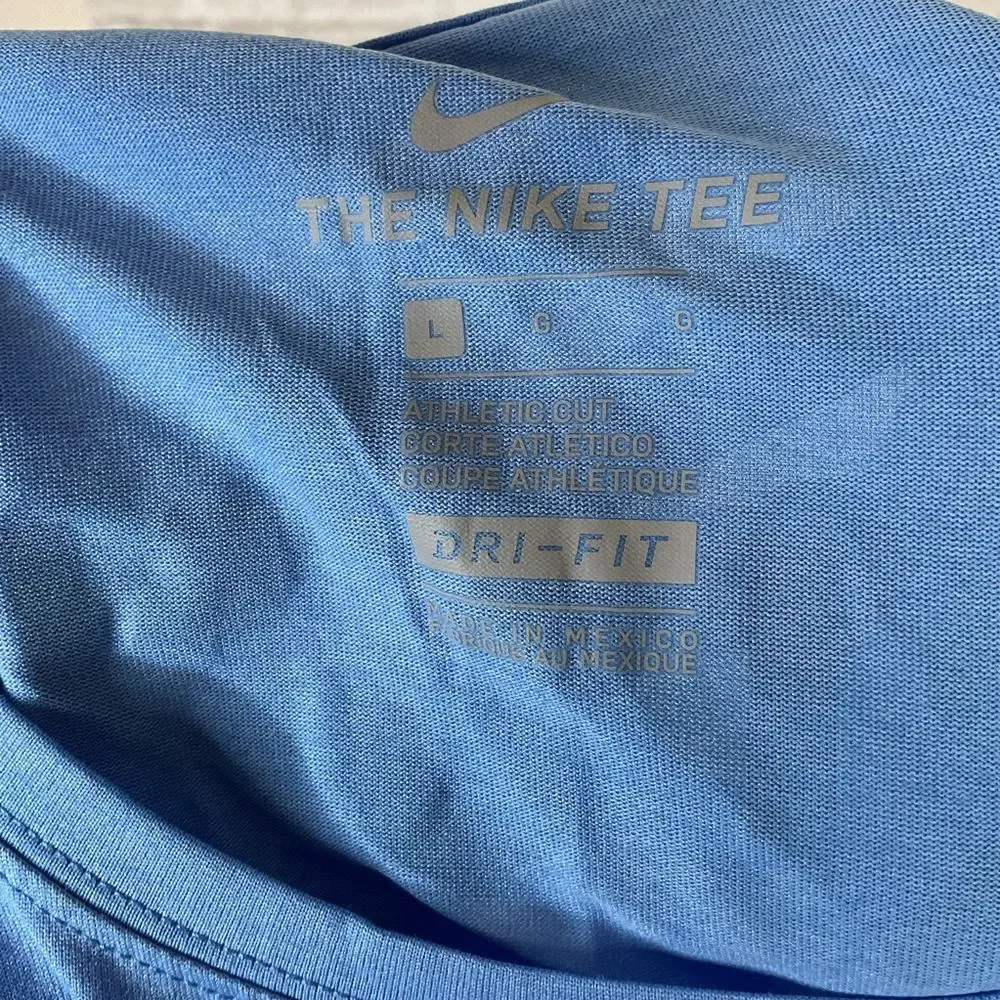 Nike short sleeve