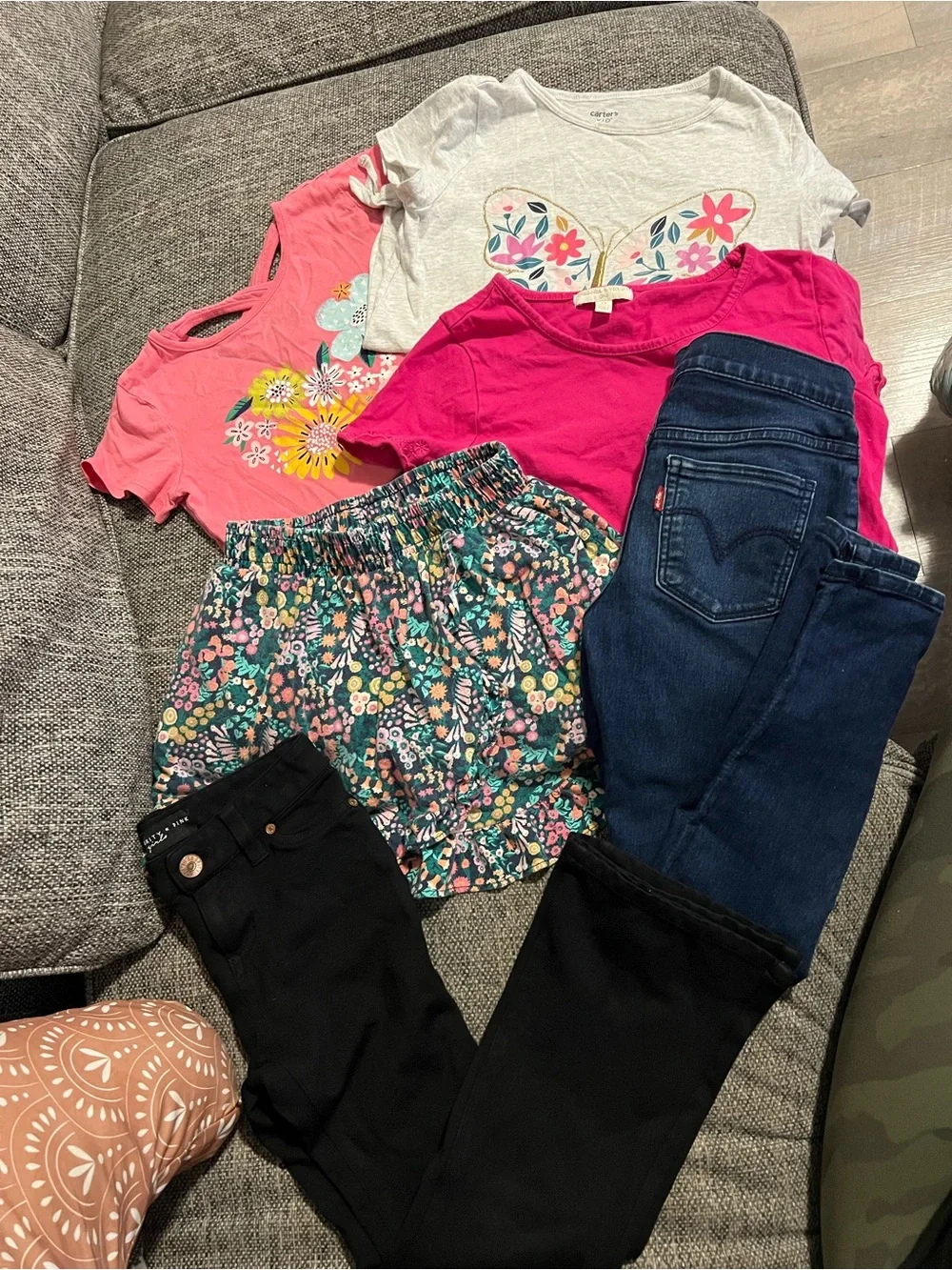 11 Piece Bundle of Girls Size 6/7 Clothes