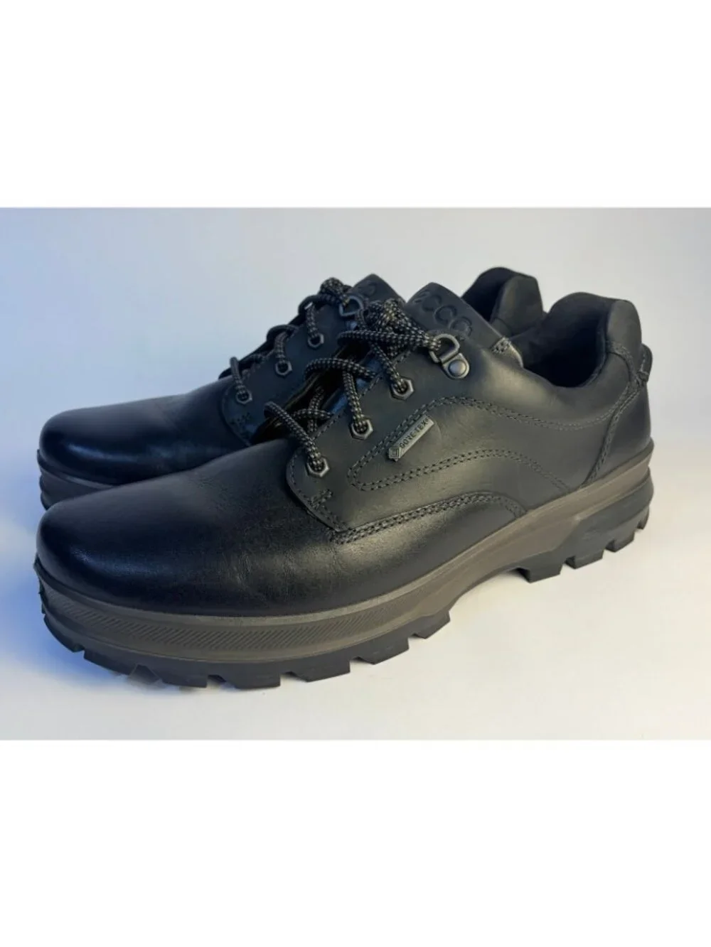 Ecco beautiful pair