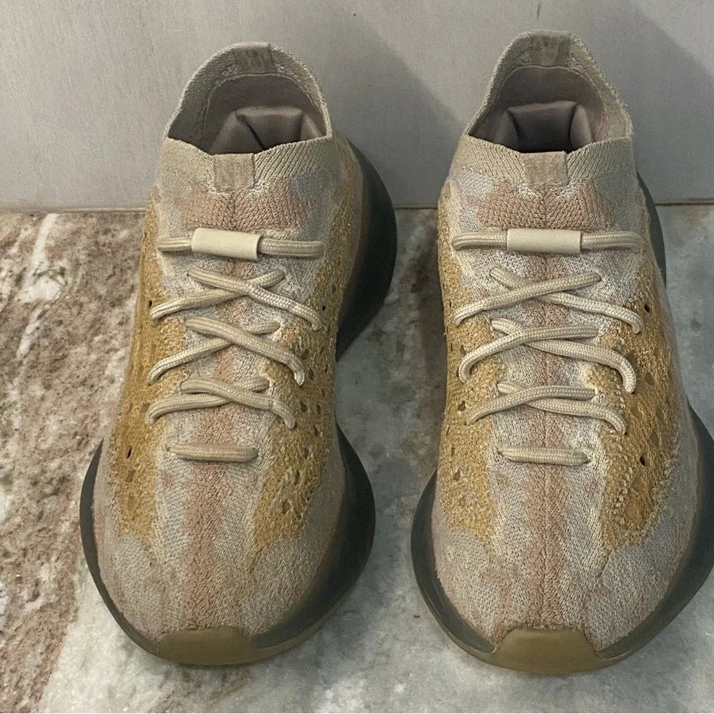 Yeezy authentic adidas