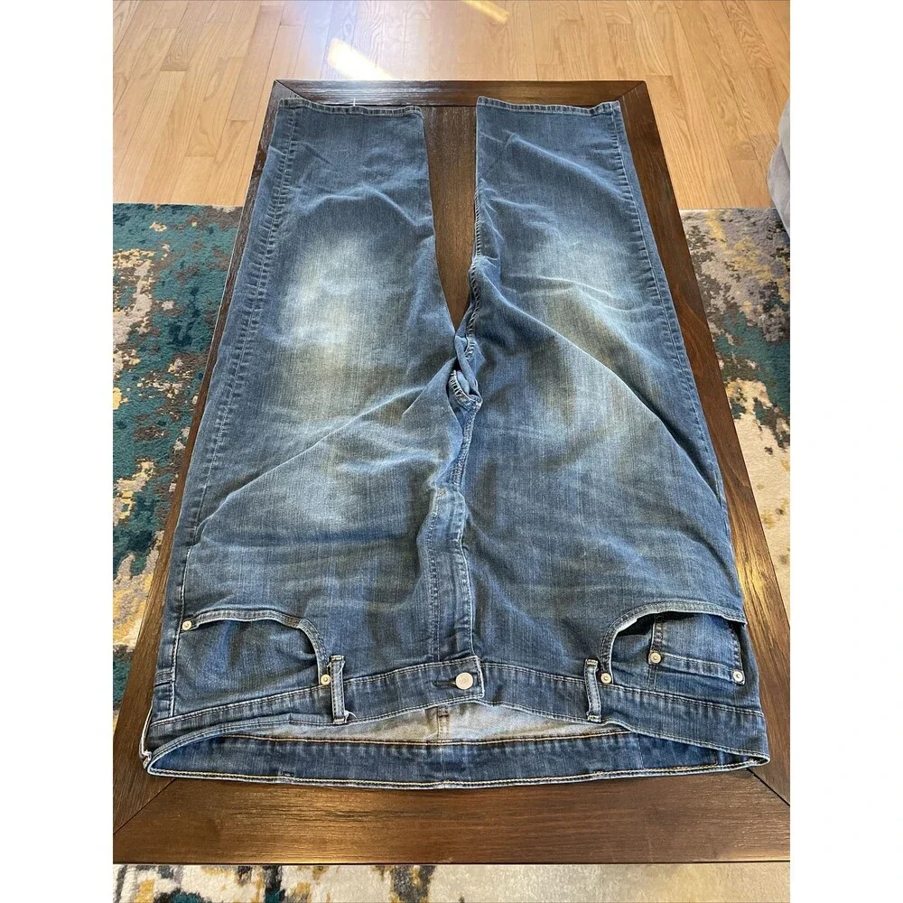 Levis good bn107