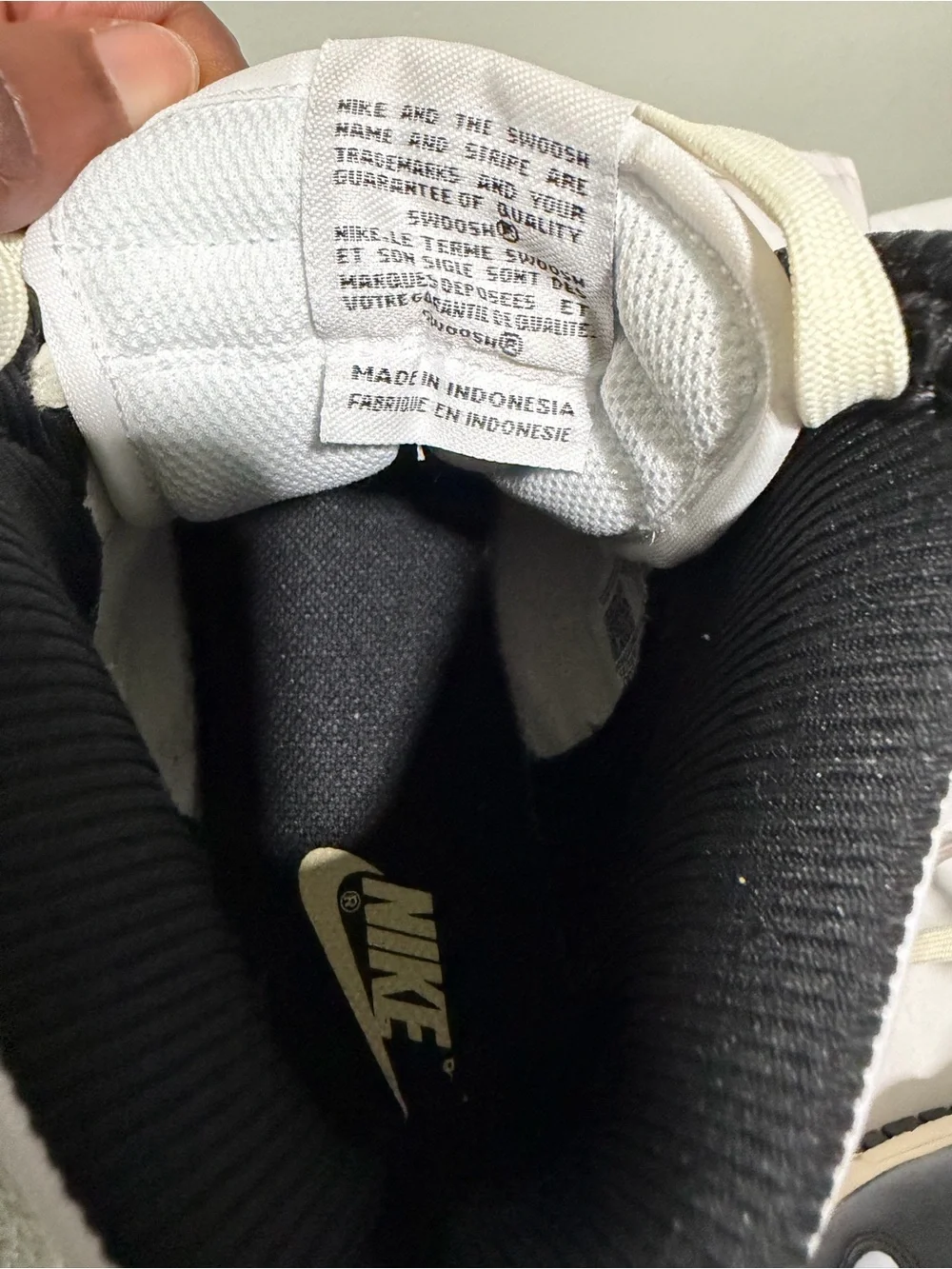 Nike iconic high