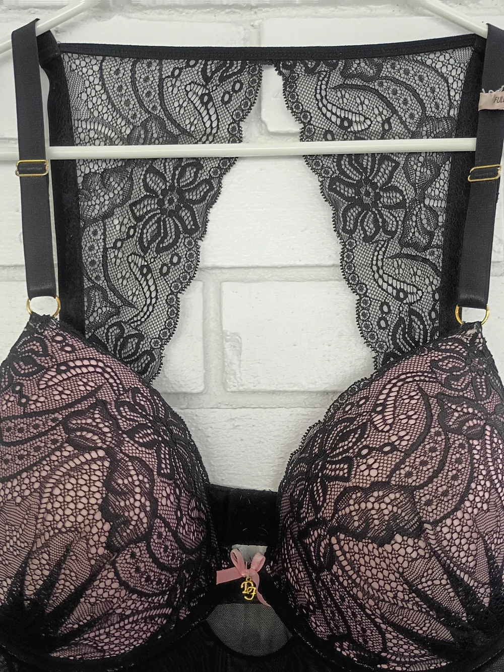 Daisy Fuentes sheer black
