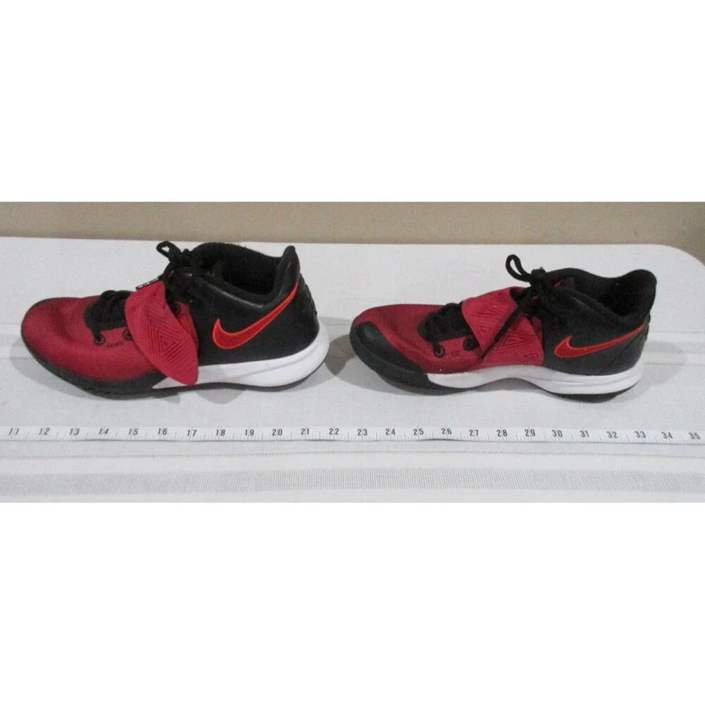 Nike Kyrie Fly Trap III 