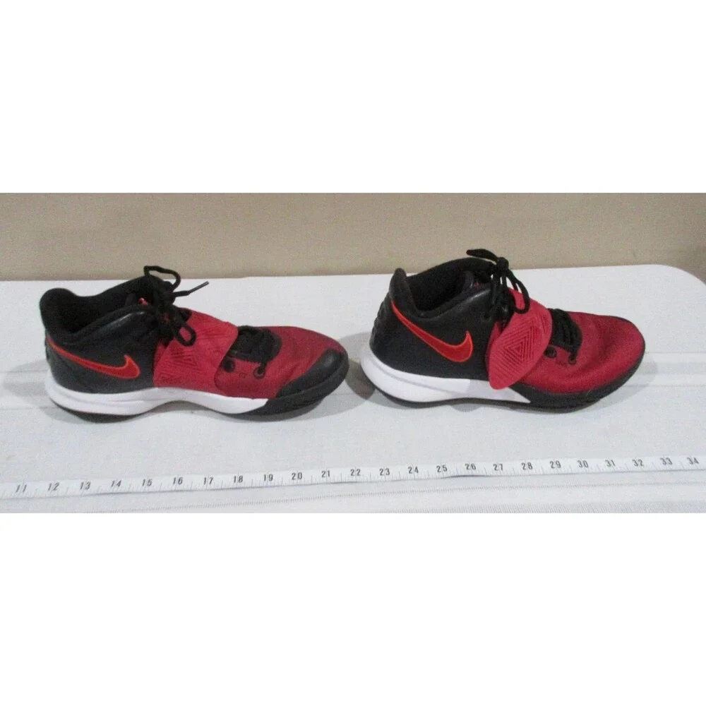 Nike Kyrie Fly Trap III 
