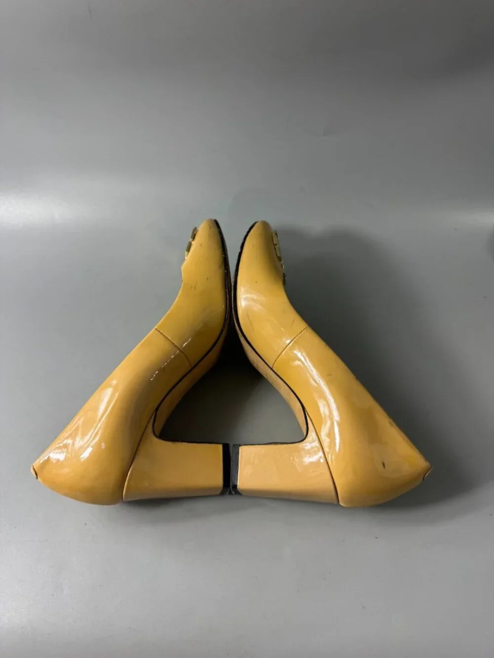 Tory Burch closed toes