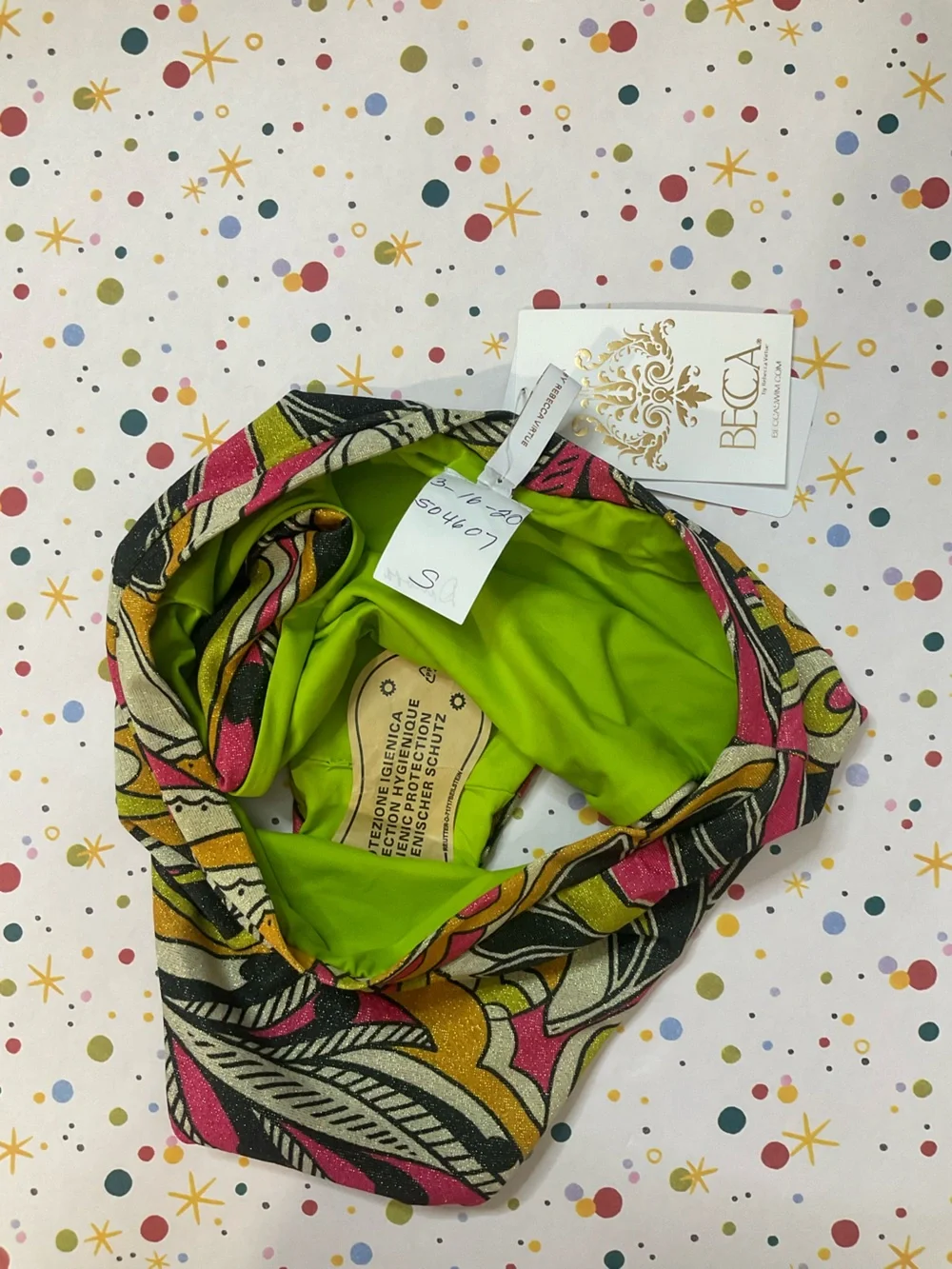 BECCA size small