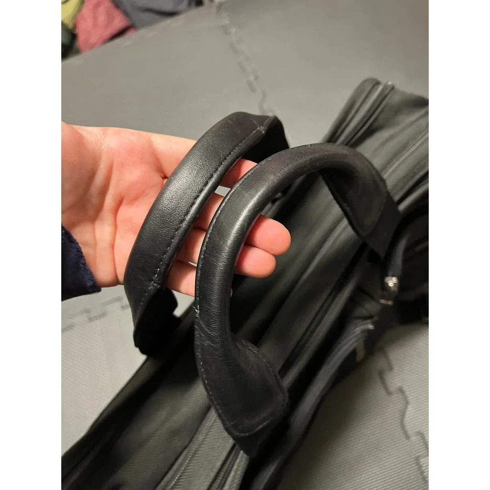 Tumi preowned normal