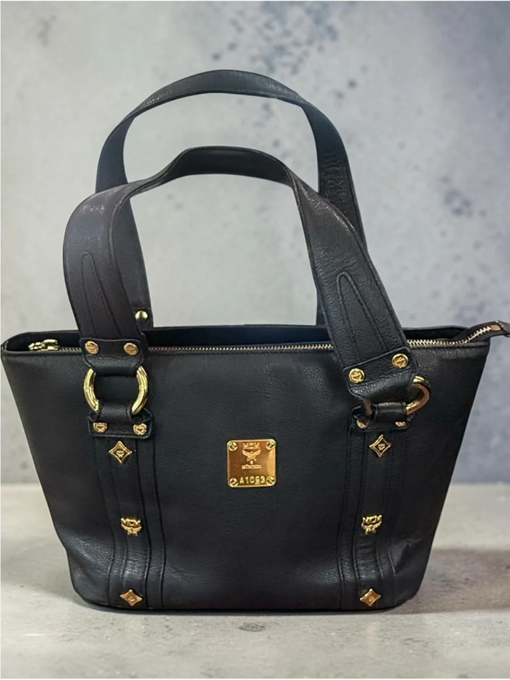 MCM sleek black