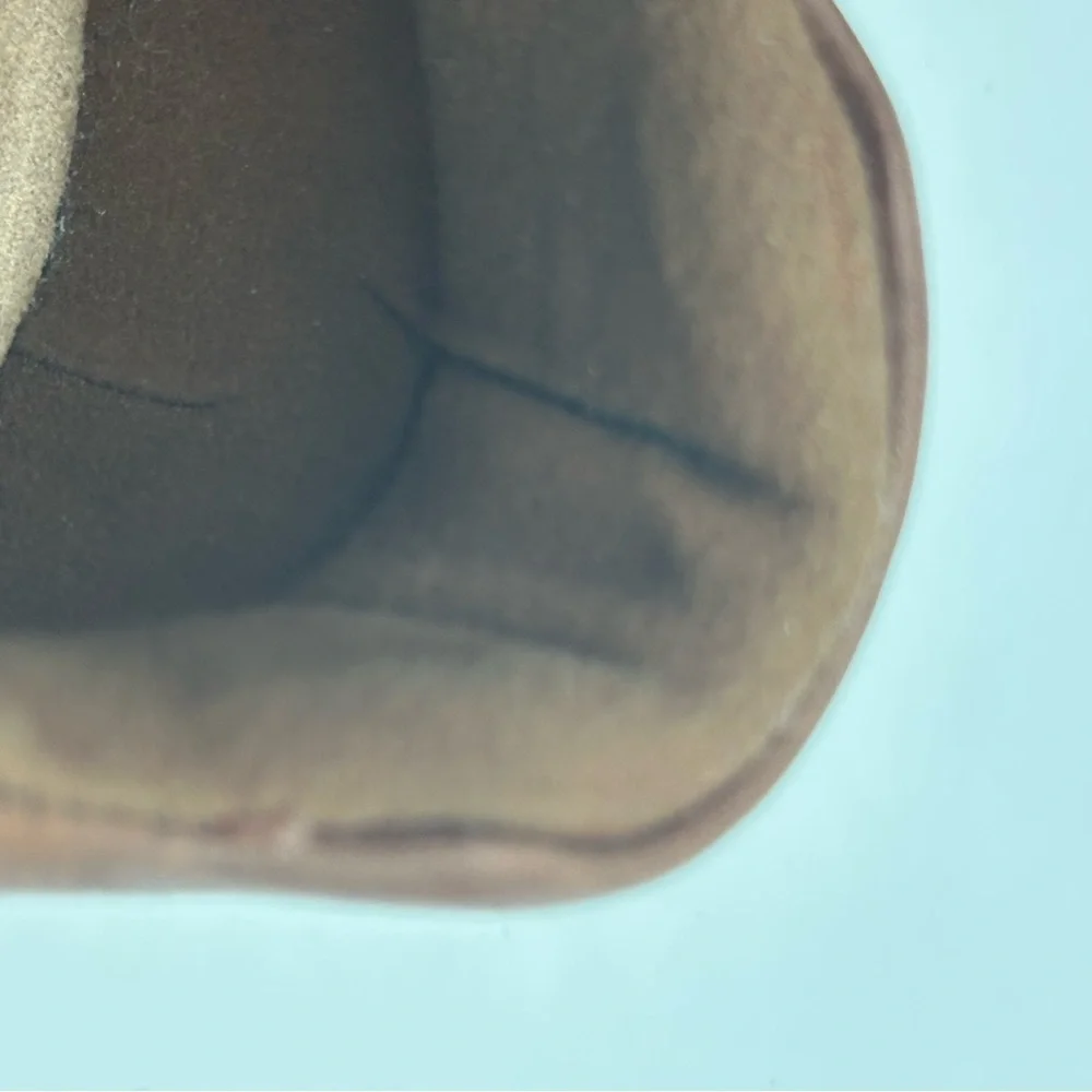 Clarks elegant brown
