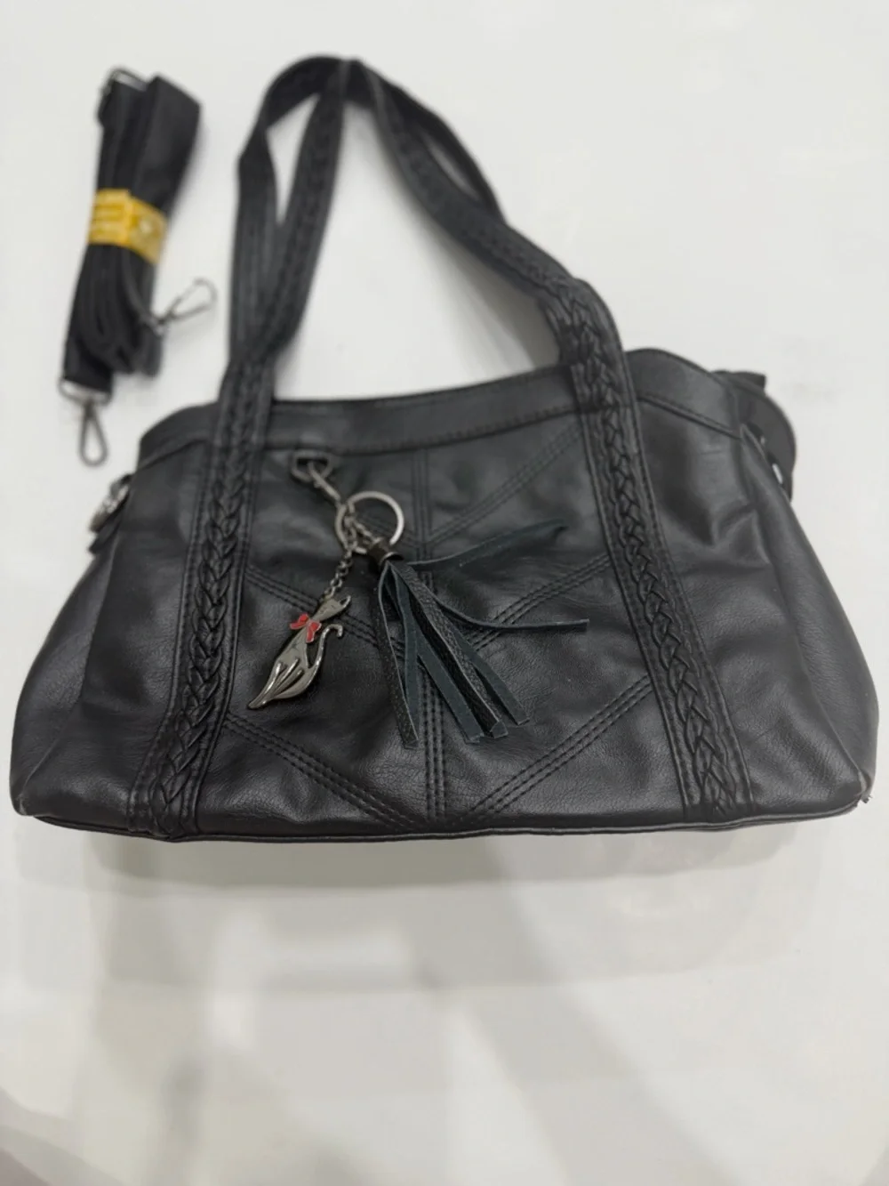 N/A crown black