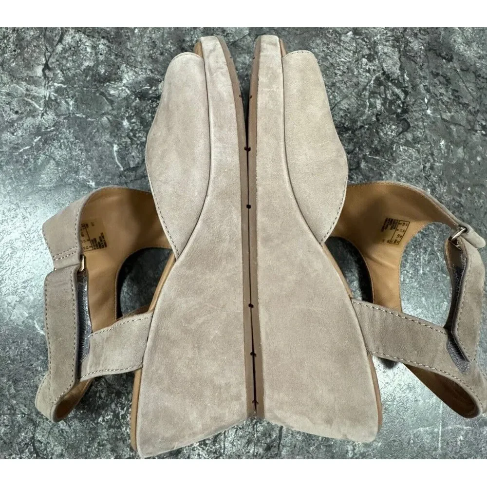 Clarks elegant suede