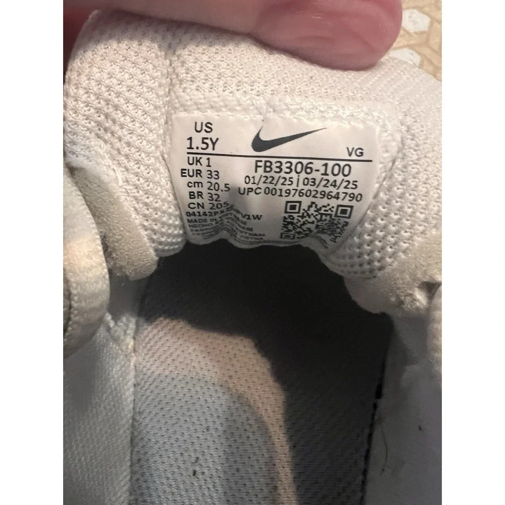 Nike durable white shark