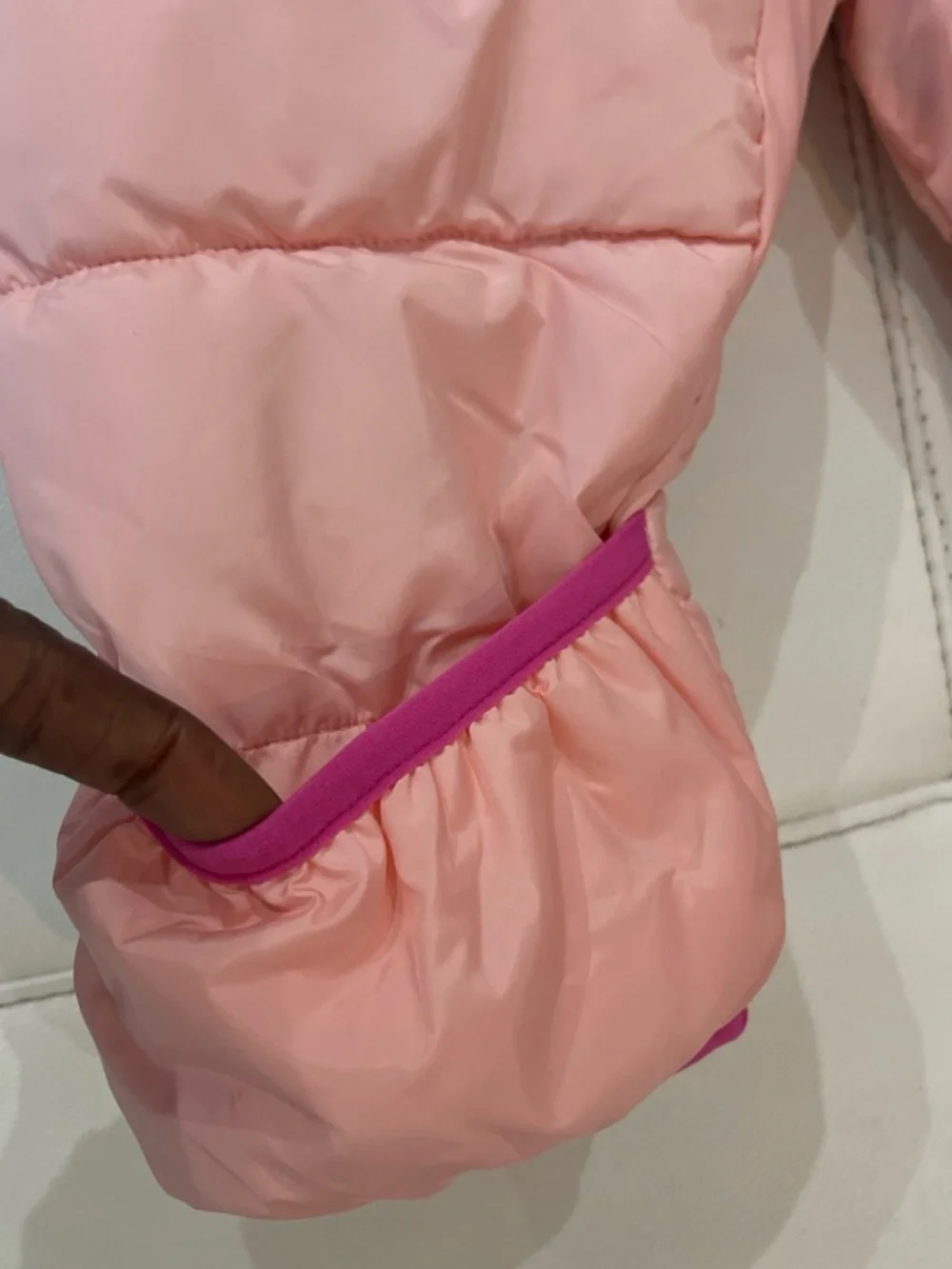 Converse light pink