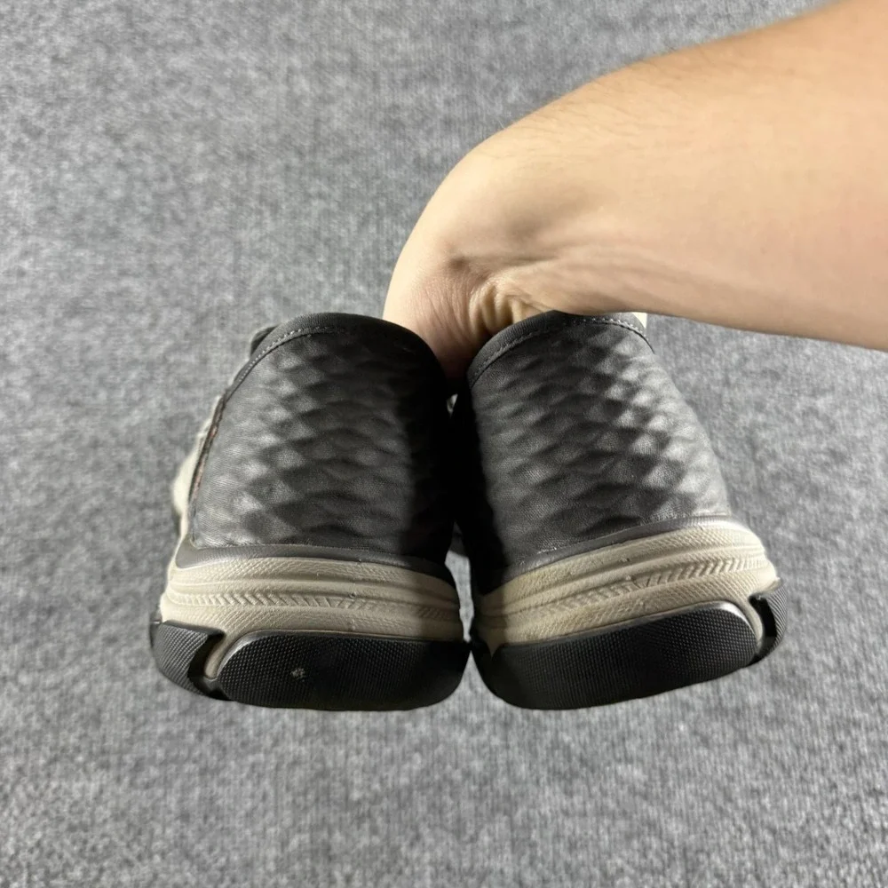 Skechers slip ins