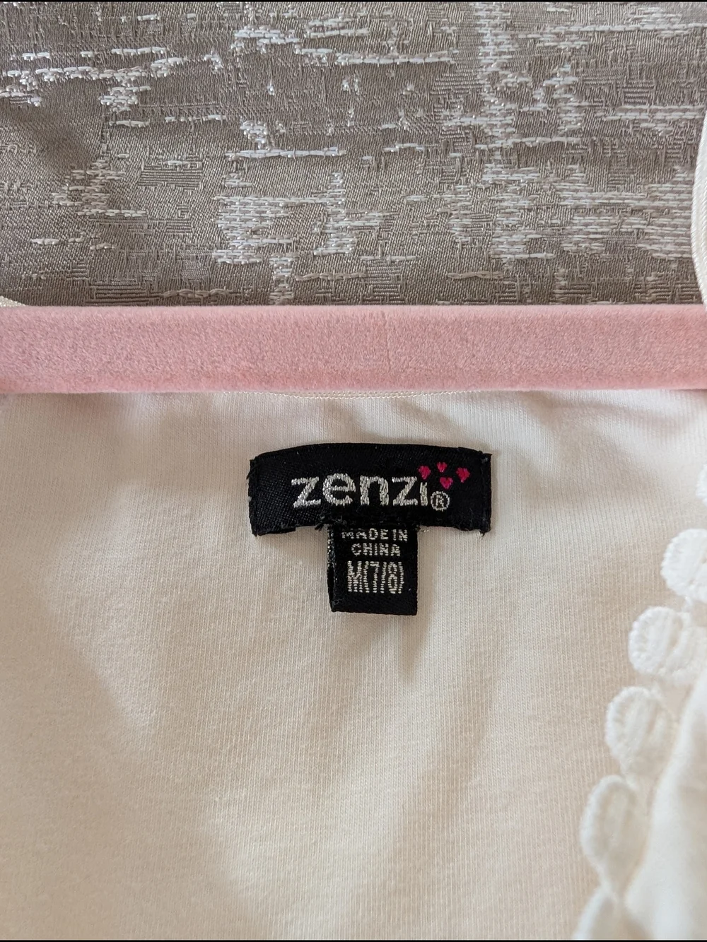 Zenzii charming girls
