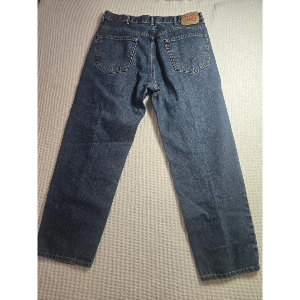 Levis levi 550
