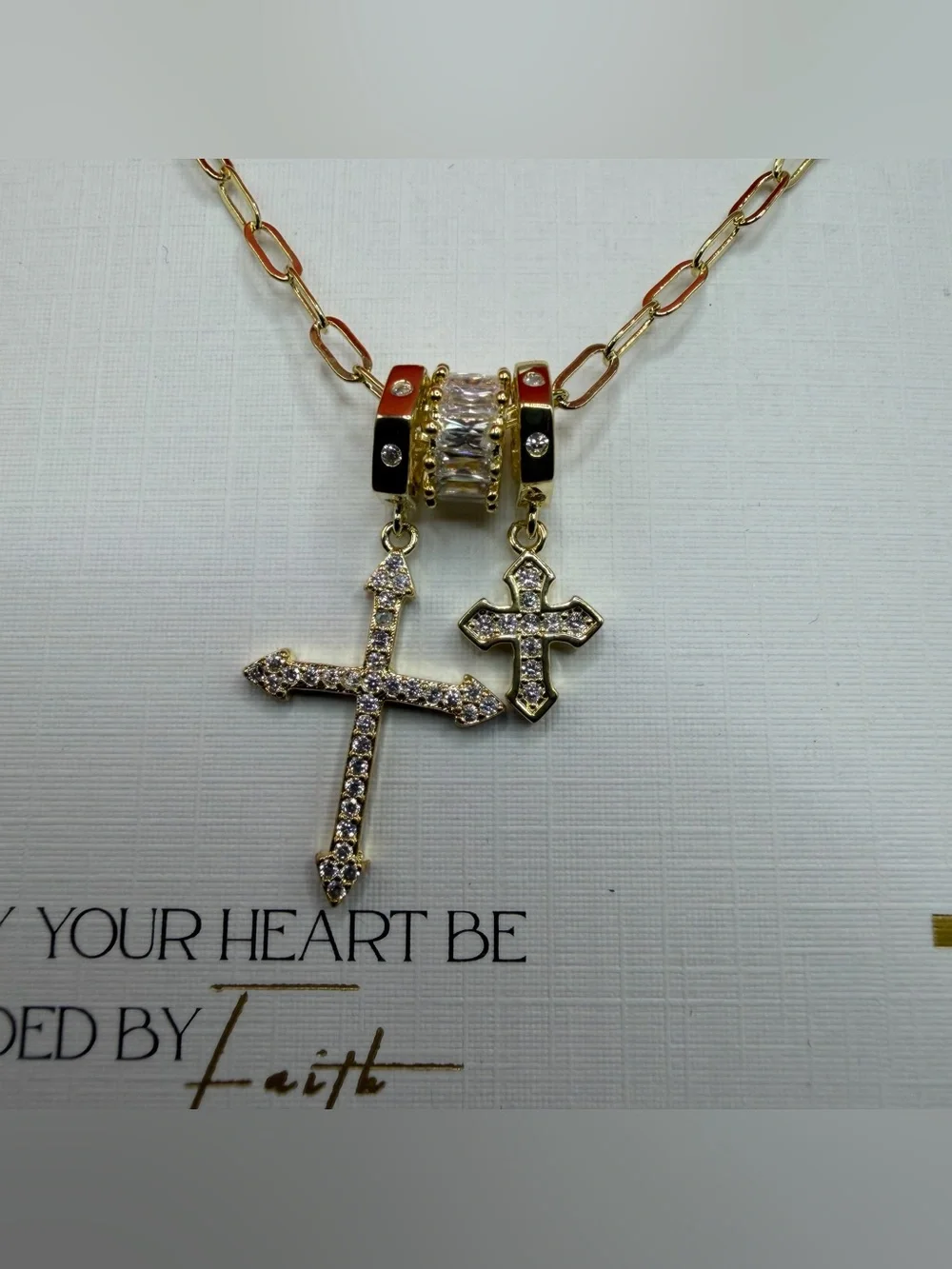 Isabella M delicate 18kt