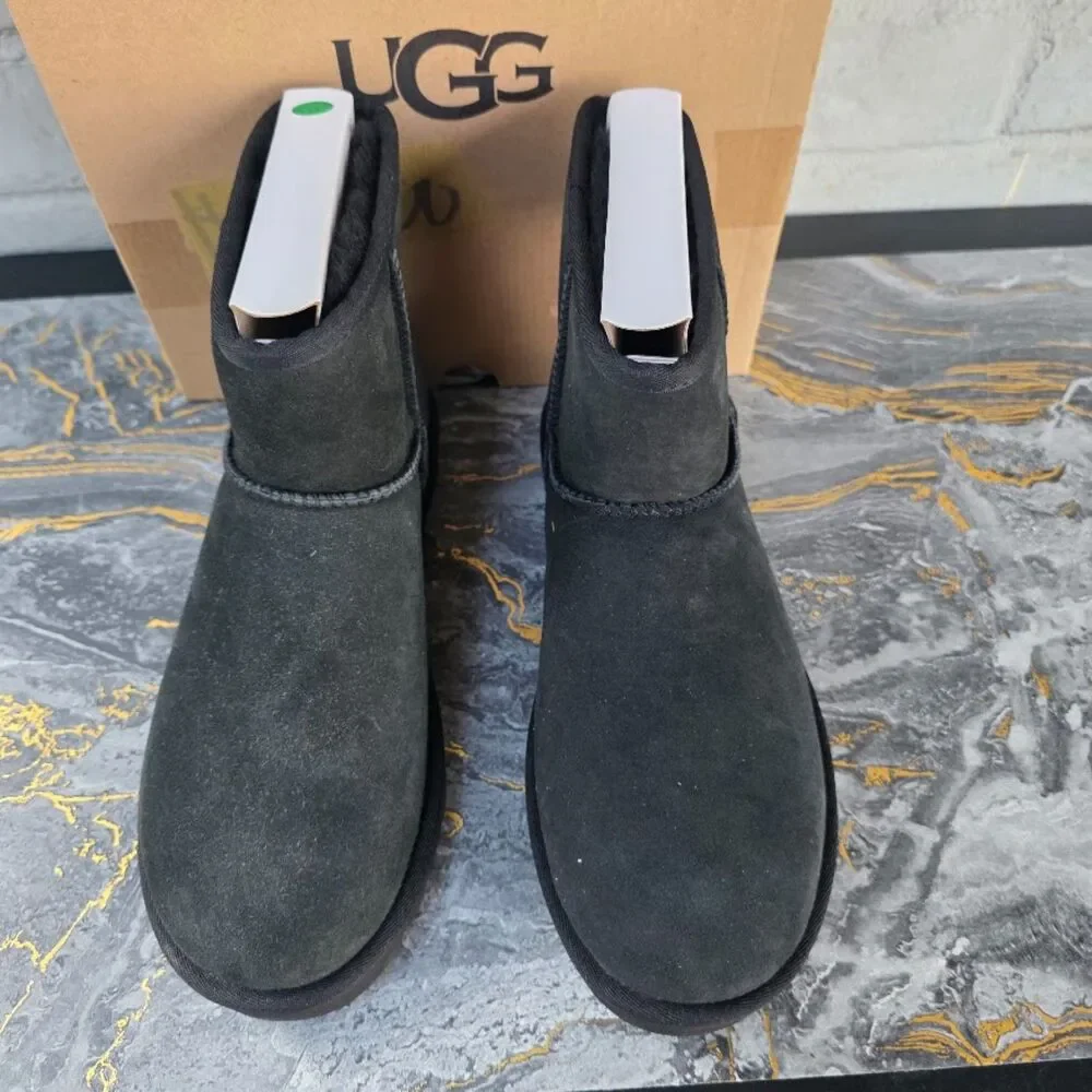 UGG women classic
