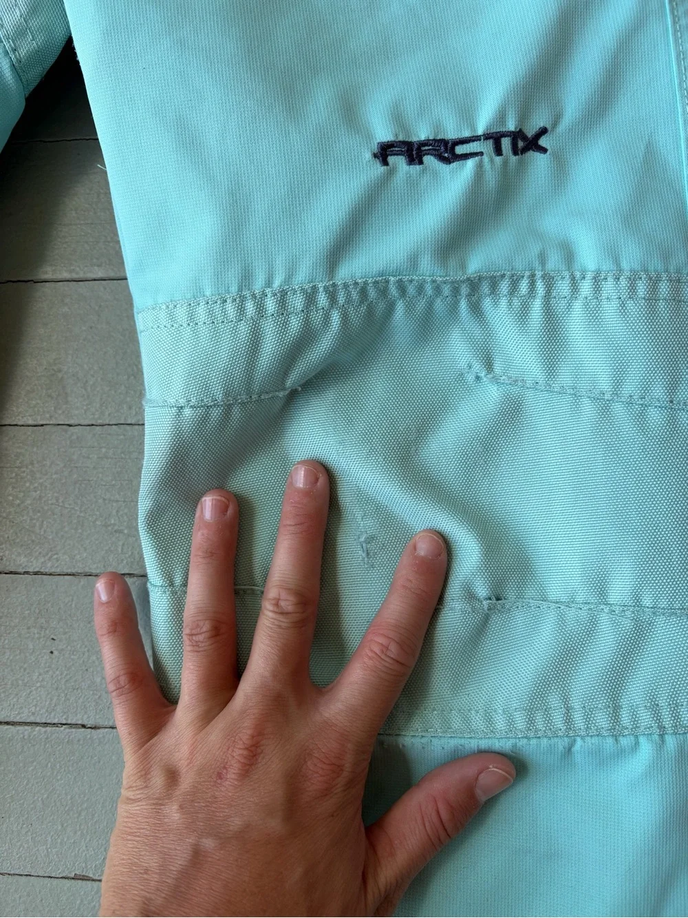 Arctix reinforced snow color