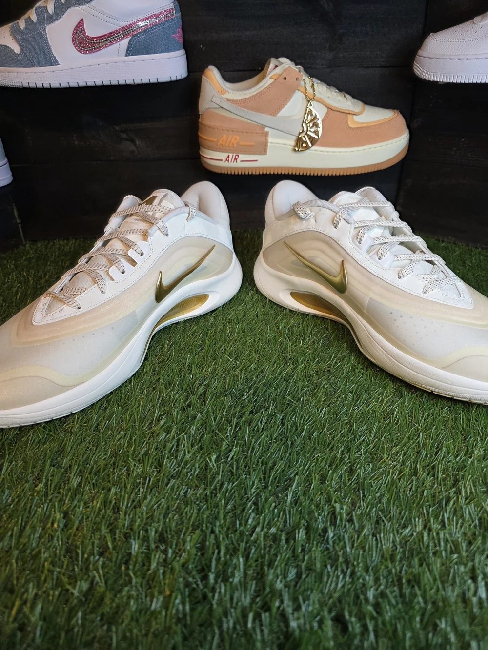 Nike clean white