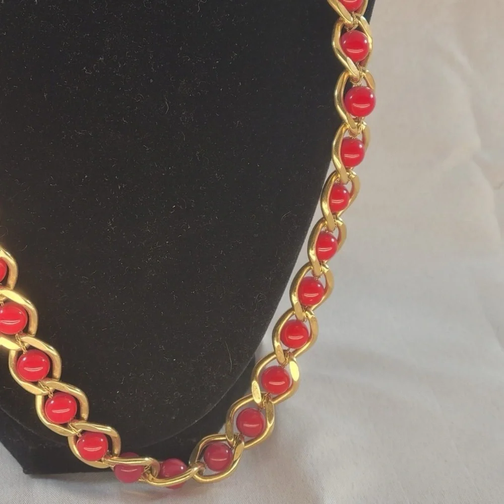 Napier elegant necklace