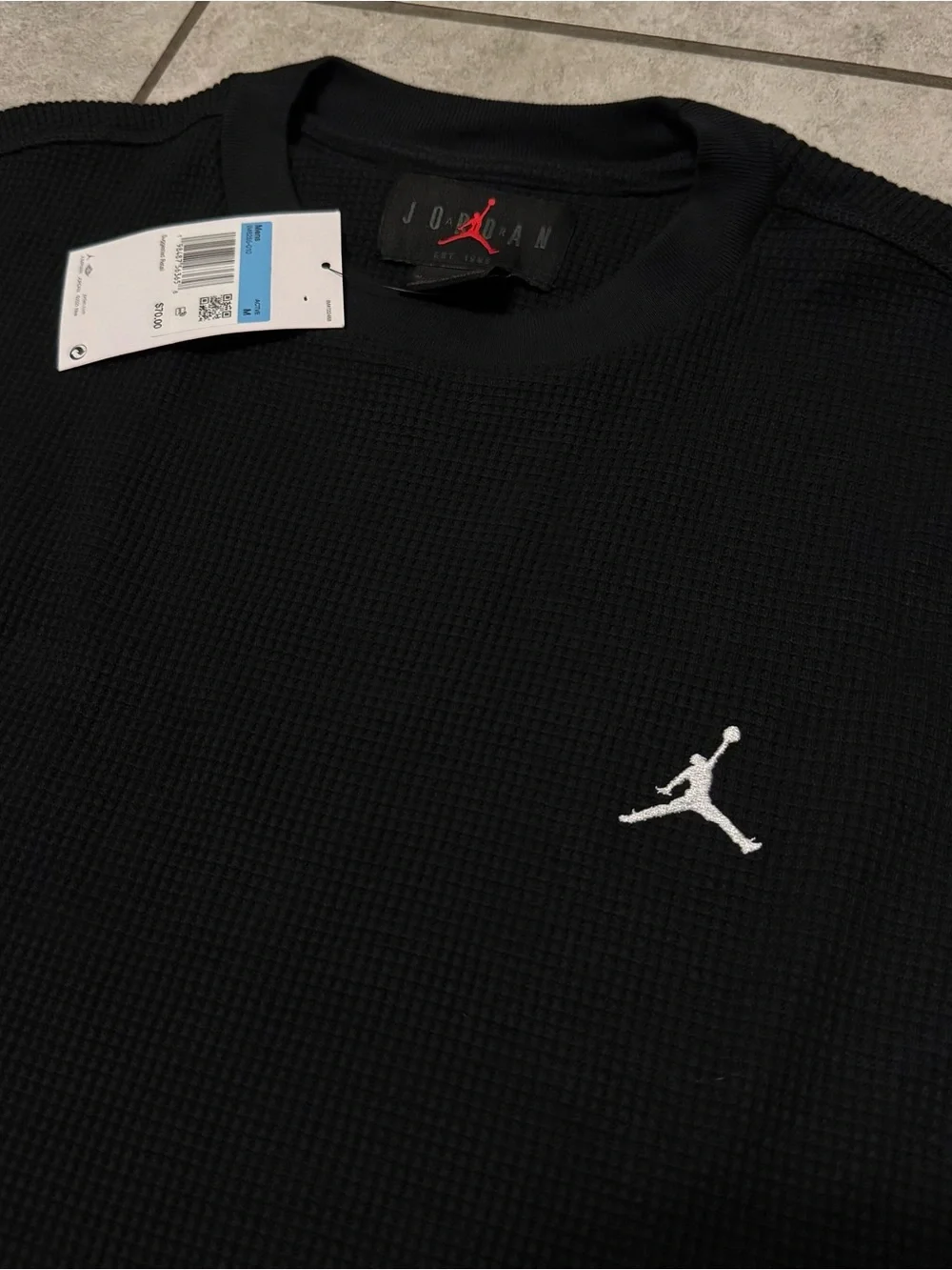 Jordan Flight Mountainside Black Long Sleeve Waffle Knit Top men’s Size Medium