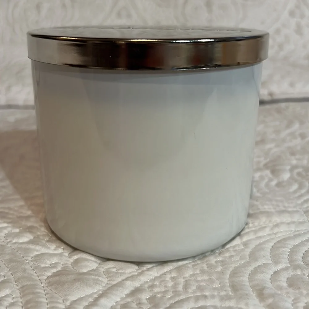 Bath & Body Works bath body