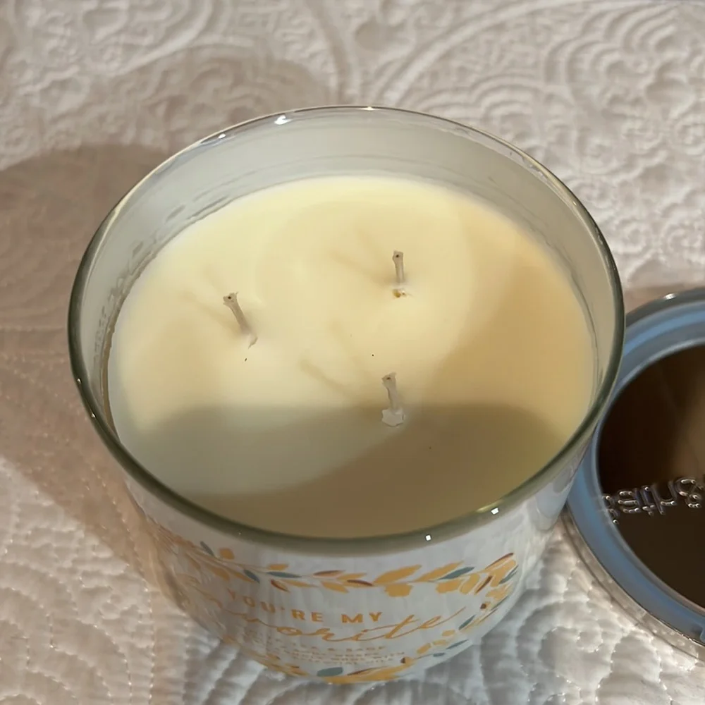 Bath & Body Works bath body