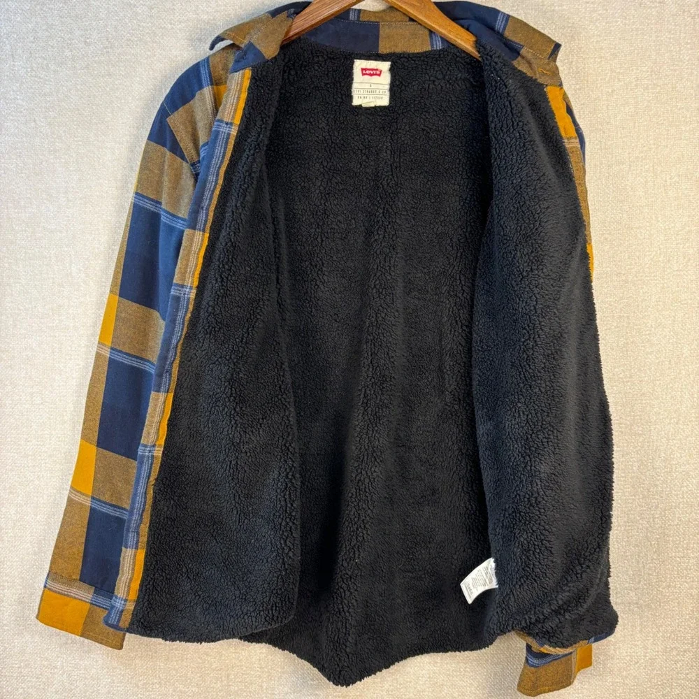 Levis measurements pit