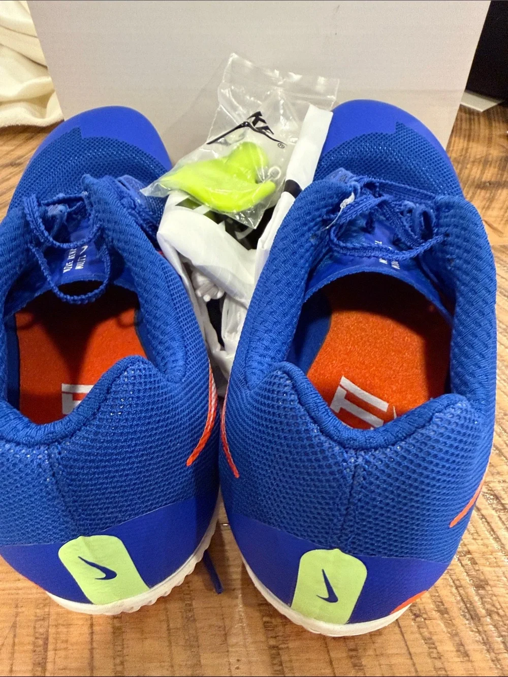 Nike zoom rival