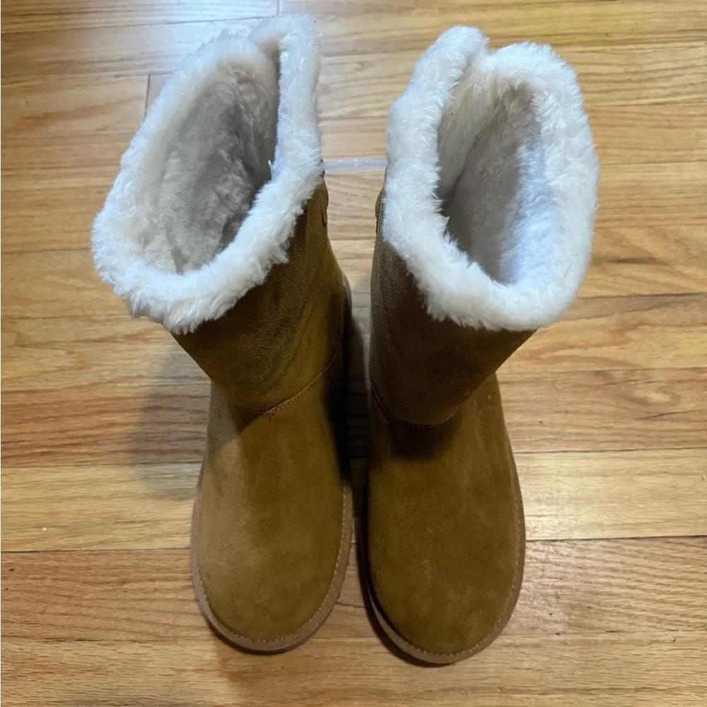 Koolaburra soft suede