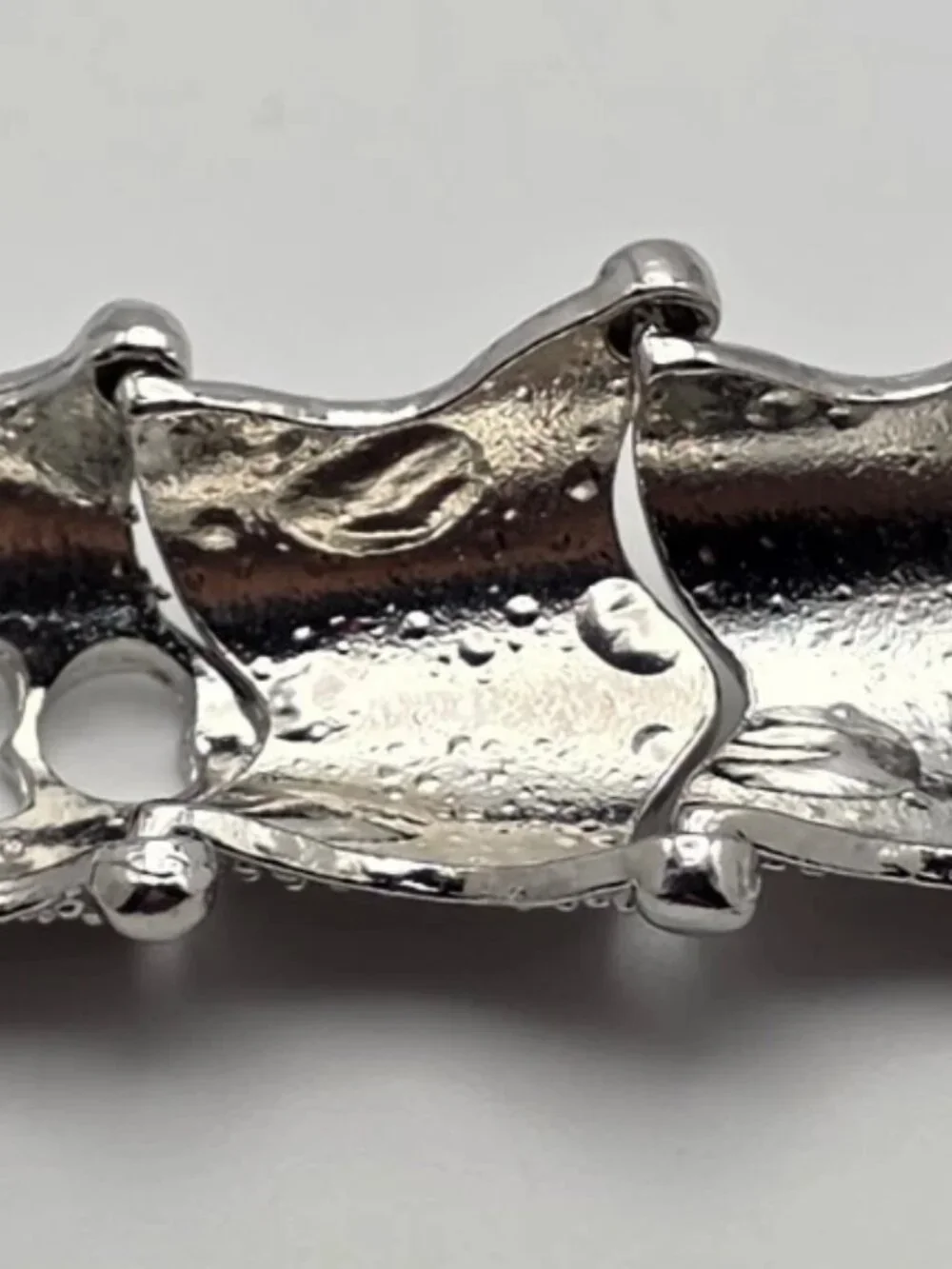 N/A silver tone