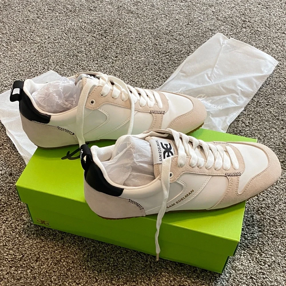 Sam Edelman chic sneakers