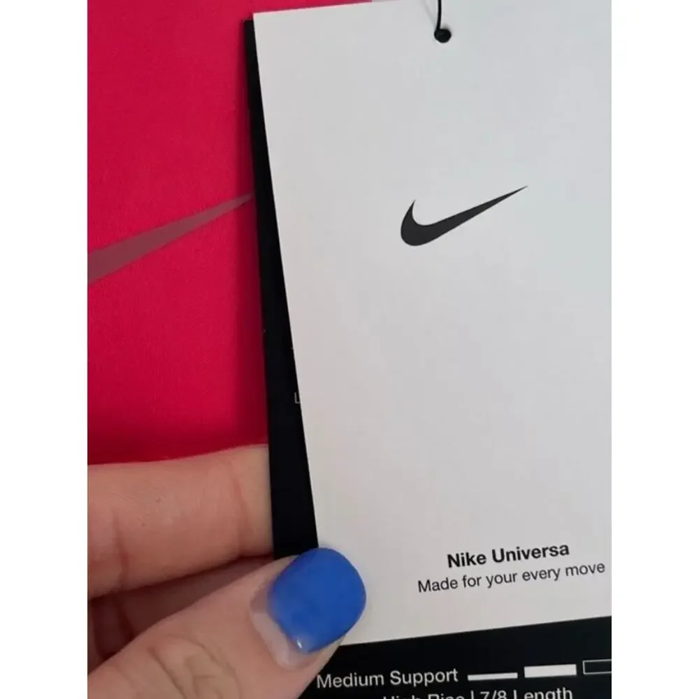 Nike womens universa