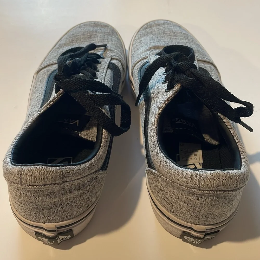 Vans unisex size