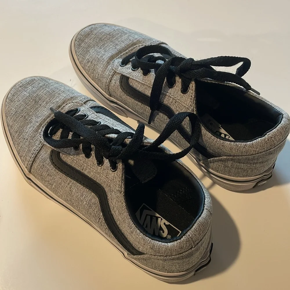 Vans unisex size