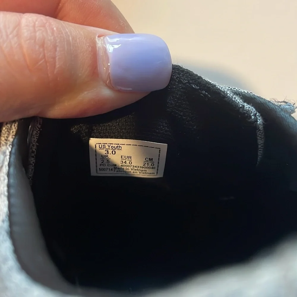 Vans unisex size