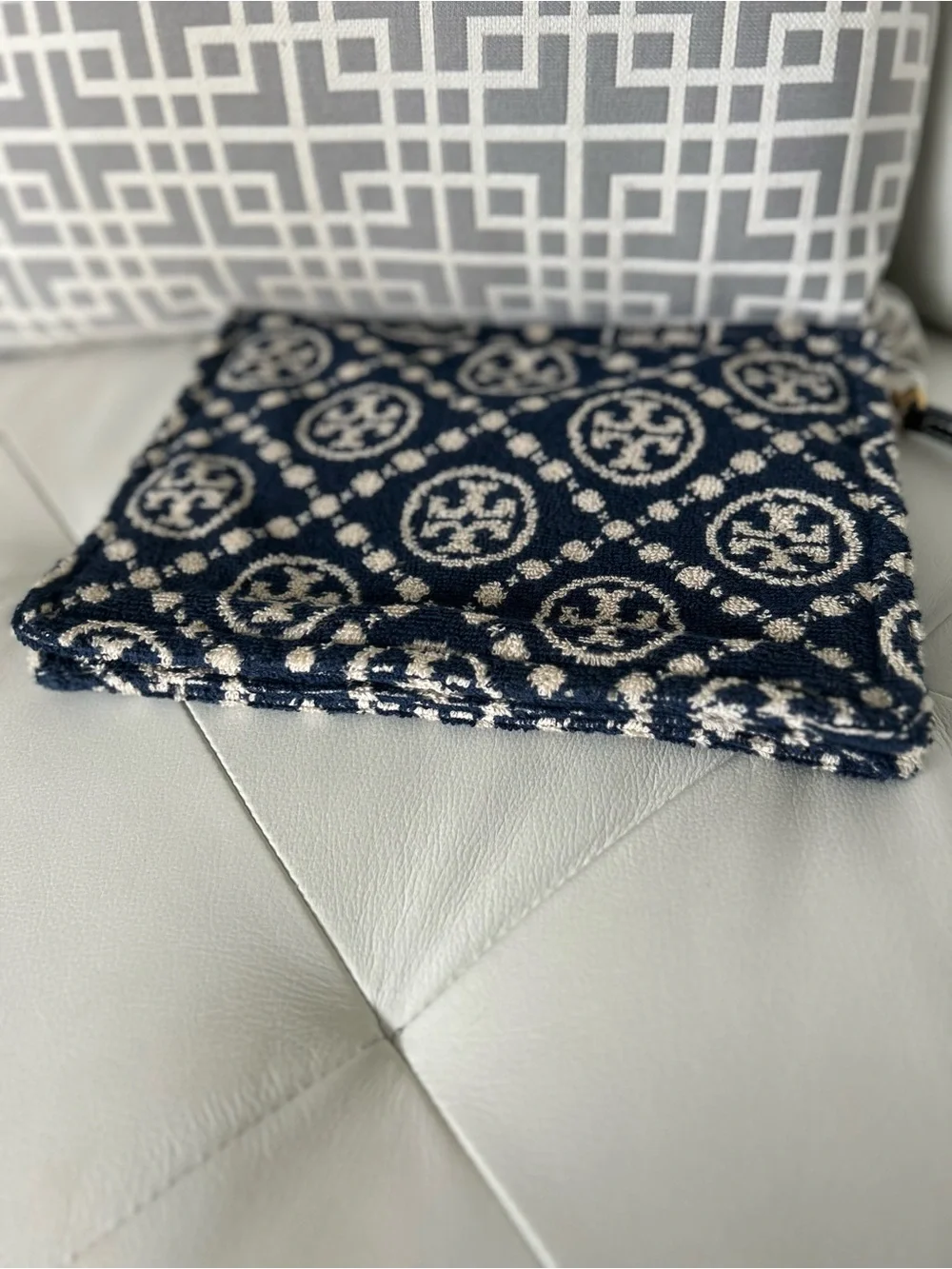 Tory Burch tory burch
