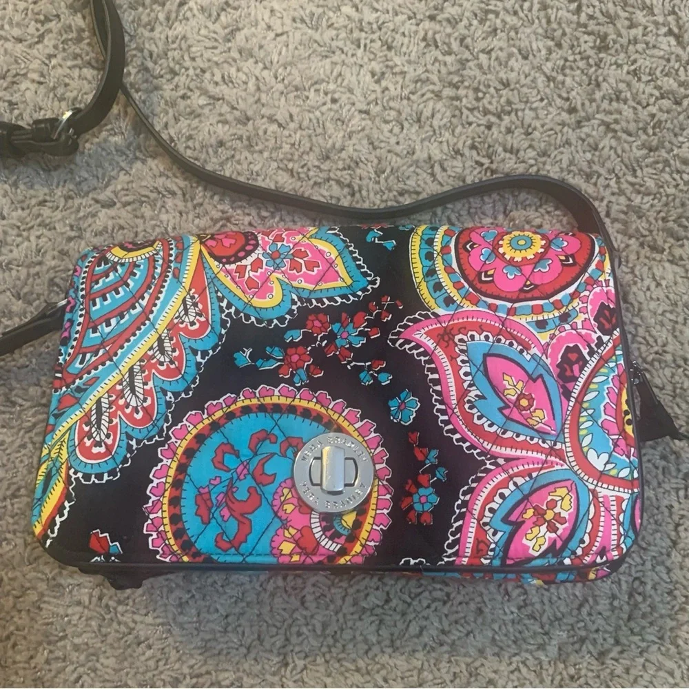 Vera Bradley great crossbody
