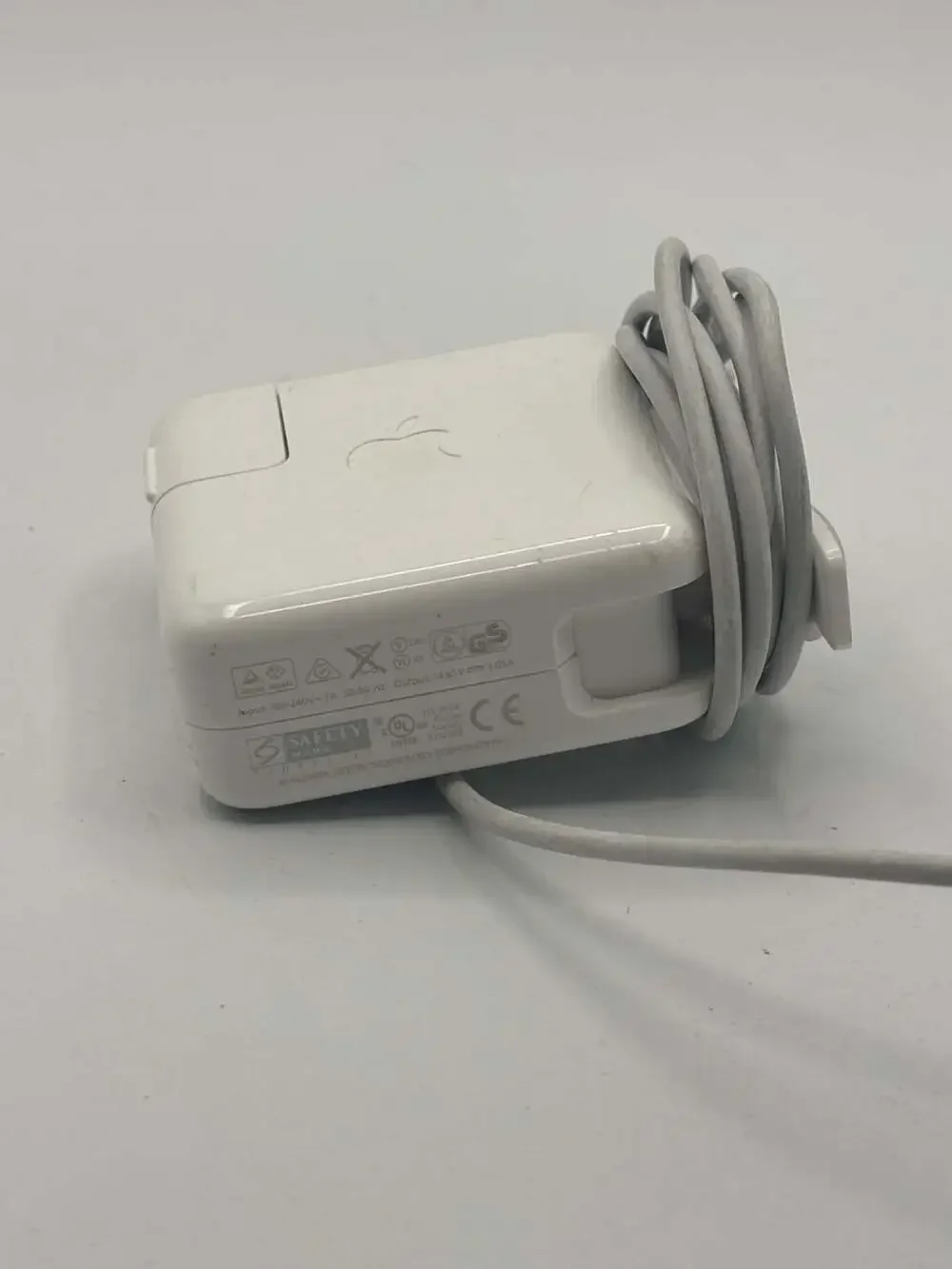 Apple 45w magsafe